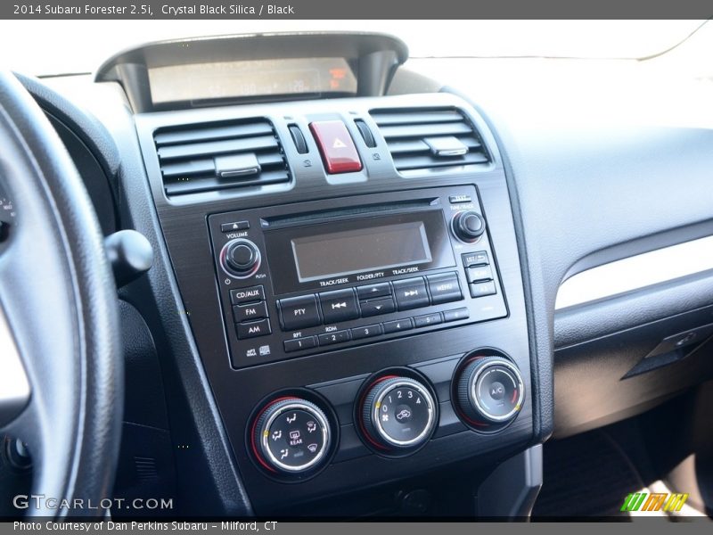 Crystal Black Silica / Black 2014 Subaru Forester 2.5i