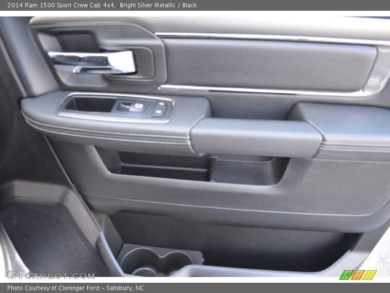 Bright Silver Metallic / Black 2014 Ram 1500 Sport Crew Cab 4x4