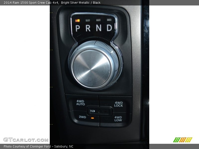 Bright Silver Metallic / Black 2014 Ram 1500 Sport Crew Cab 4x4