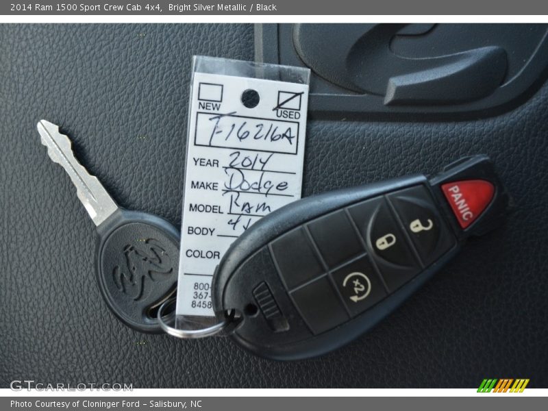 Bright Silver Metallic / Black 2014 Ram 1500 Sport Crew Cab 4x4