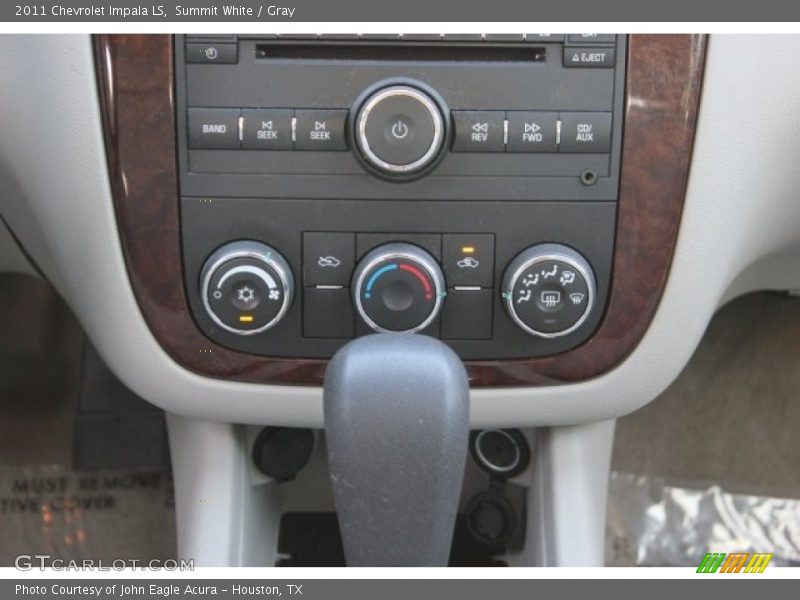 Summit White / Gray 2011 Chevrolet Impala LS