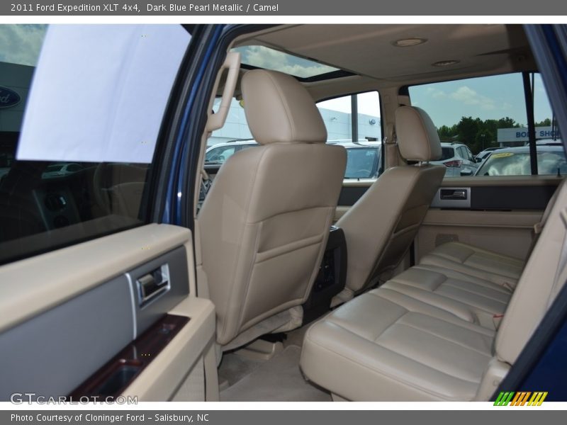 Dark Blue Pearl Metallic / Camel 2011 Ford Expedition XLT 4x4