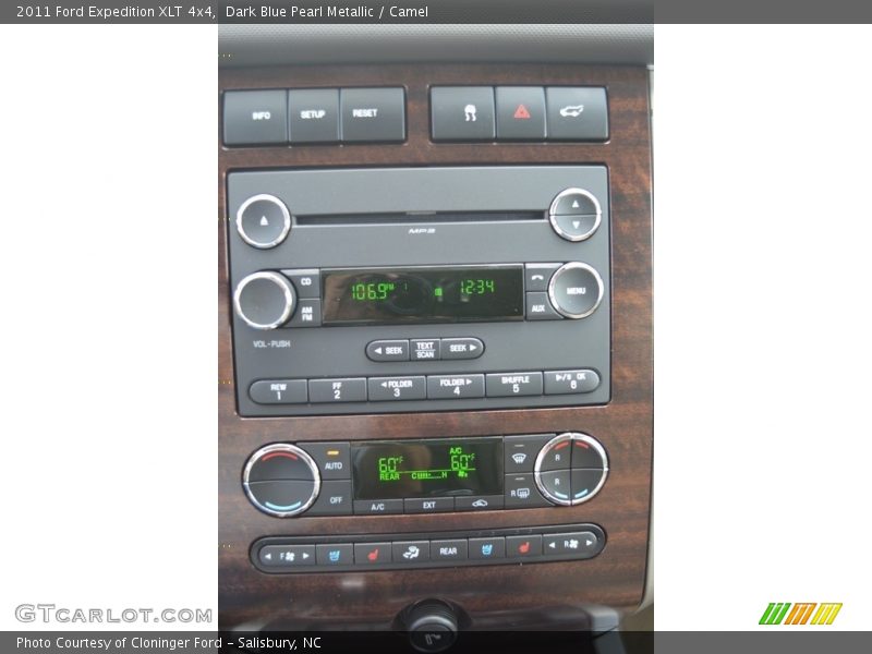 Dark Blue Pearl Metallic / Camel 2011 Ford Expedition XLT 4x4