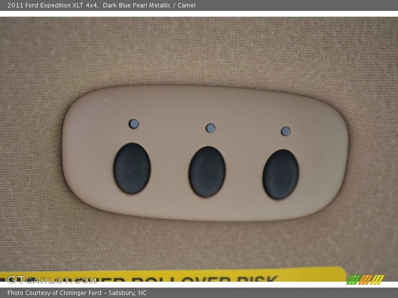 Dark Blue Pearl Metallic / Camel 2011 Ford Expedition XLT 4x4