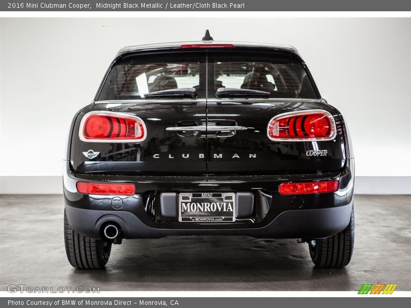 Midnight Black Metallic / Leather/Cloth Black Pearl 2016 Mini Clubman Cooper