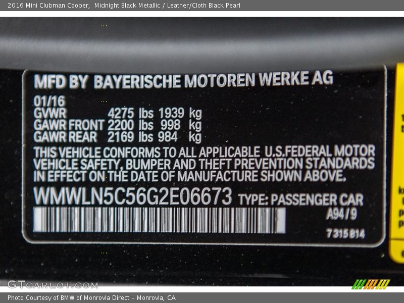 Midnight Black Metallic / Leather/Cloth Black Pearl 2016 Mini Clubman Cooper