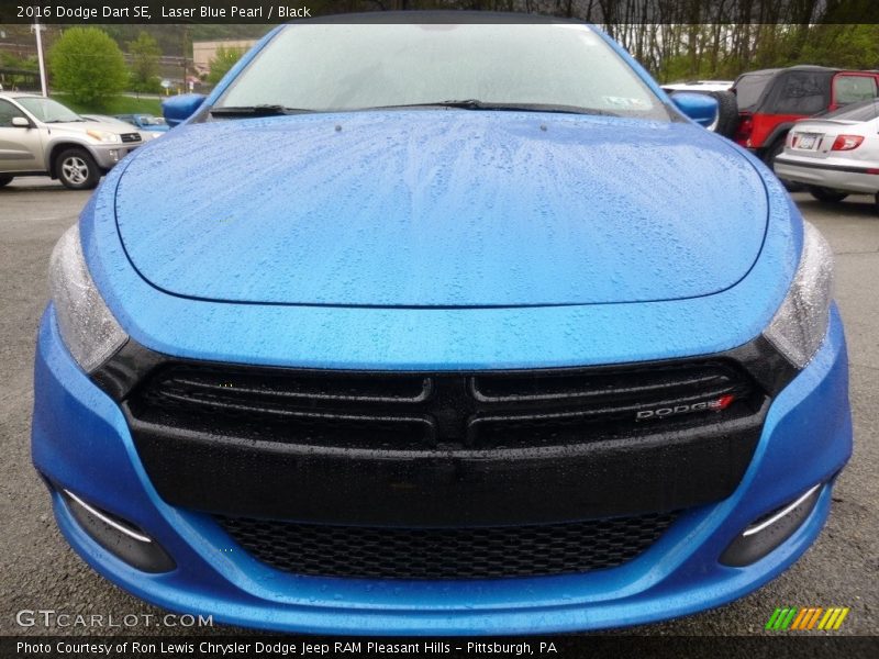 Laser Blue Pearl / Black 2016 Dodge Dart SE