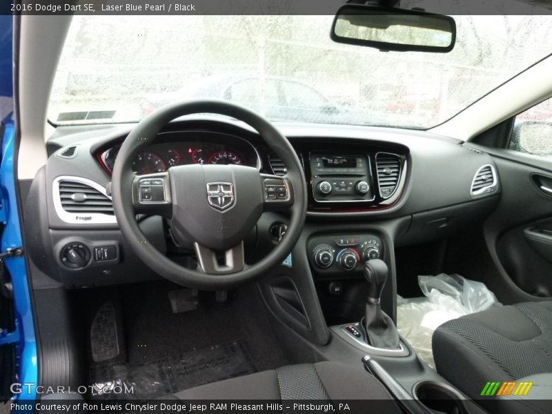 Laser Blue Pearl / Black 2016 Dodge Dart SE
