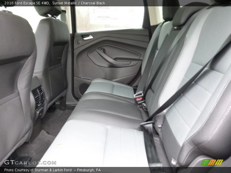 Sunset Metallic / Charcoal Black 2016 Ford Escape SE 4WD