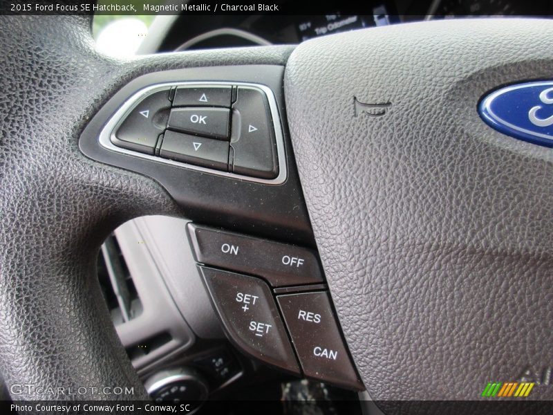 Magnetic Metallic / Charcoal Black 2015 Ford Focus SE Hatchback