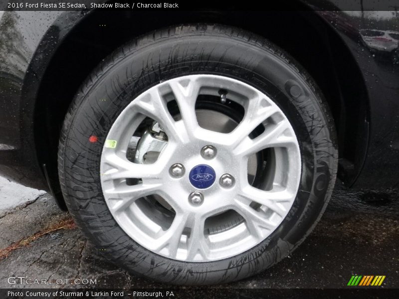 Shadow Black / Charcoal Black 2016 Ford Fiesta SE Sedan