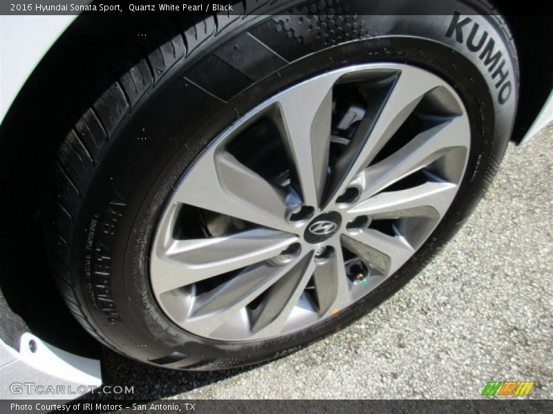 Quartz White Pearl / Black 2016 Hyundai Sonata Sport