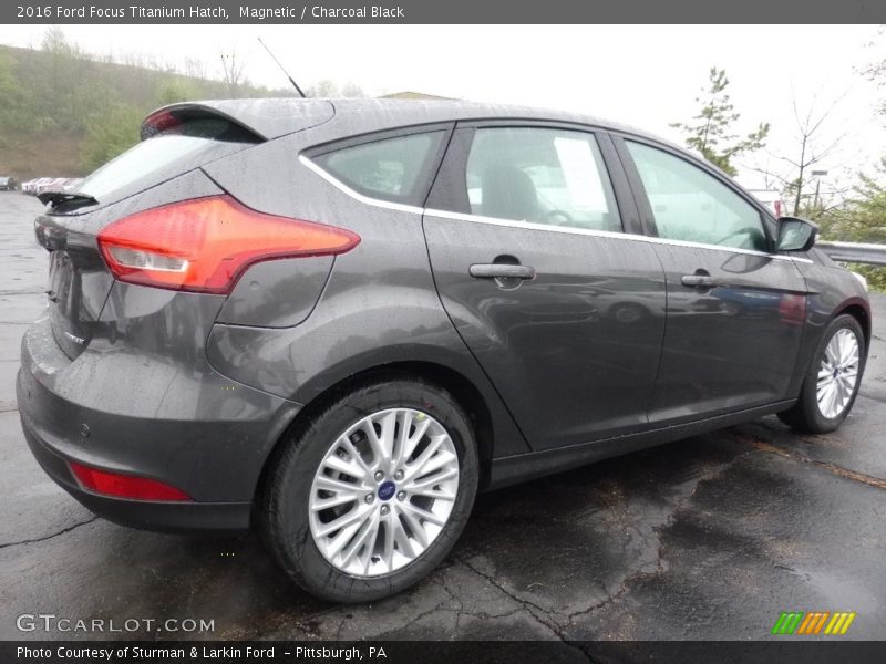 Magnetic / Charcoal Black 2016 Ford Focus Titanium Hatch