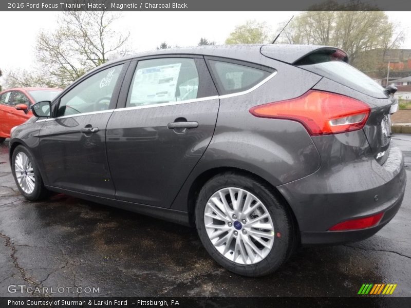 Magnetic / Charcoal Black 2016 Ford Focus Titanium Hatch