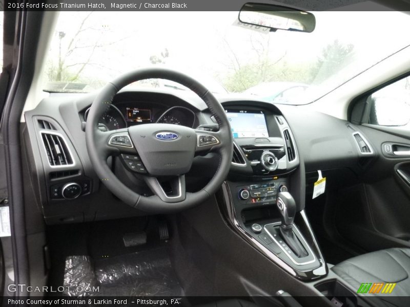 Magnetic / Charcoal Black 2016 Ford Focus Titanium Hatch