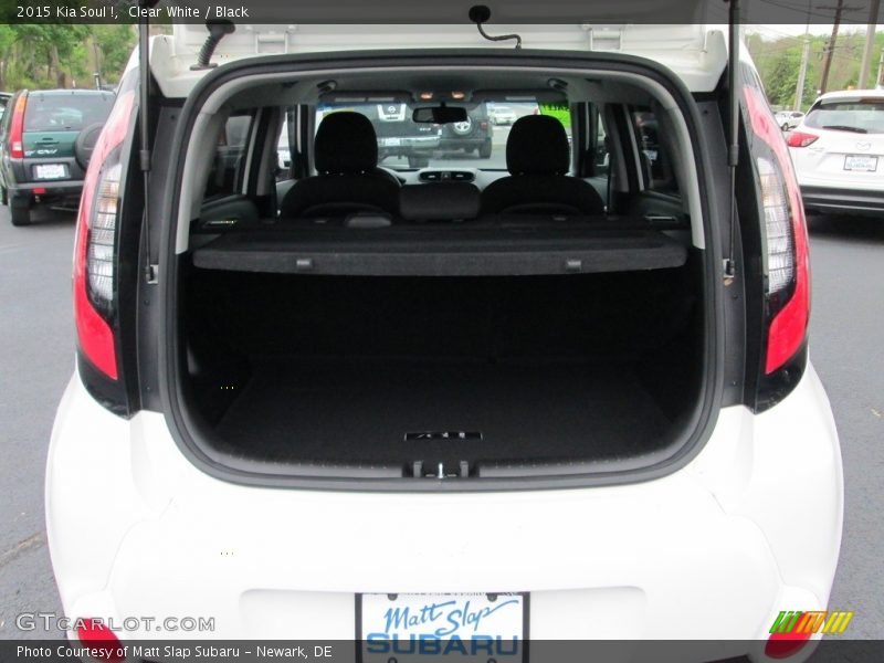 Clear White / Black 2015 Kia Soul !