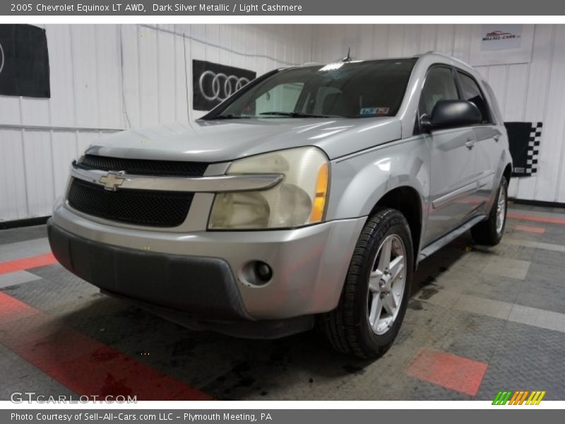 Dark Silver Metallic / Light Cashmere 2005 Chevrolet Equinox LT AWD