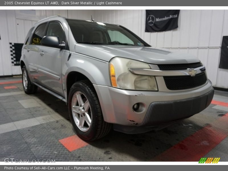 Dark Silver Metallic / Light Cashmere 2005 Chevrolet Equinox LT AWD