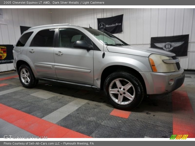 Dark Silver Metallic / Light Cashmere 2005 Chevrolet Equinox LT AWD