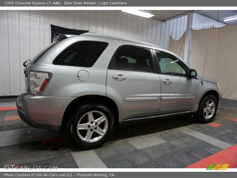 Dark Silver Metallic / Light Cashmere 2005 Chevrolet Equinox LT AWD