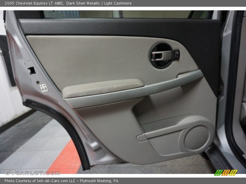 Dark Silver Metallic / Light Cashmere 2005 Chevrolet Equinox LT AWD