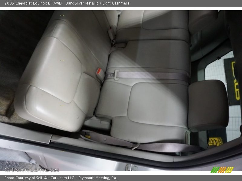 Dark Silver Metallic / Light Cashmere 2005 Chevrolet Equinox LT AWD