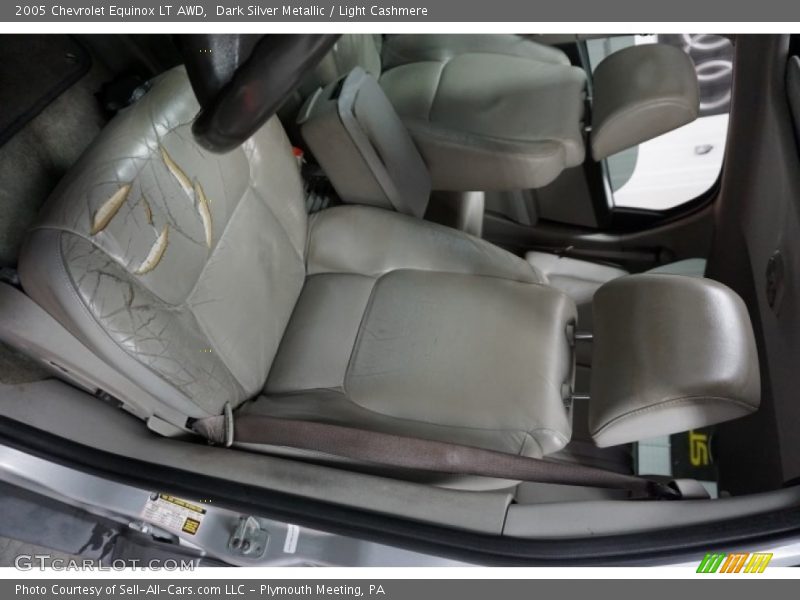 Dark Silver Metallic / Light Cashmere 2005 Chevrolet Equinox LT AWD