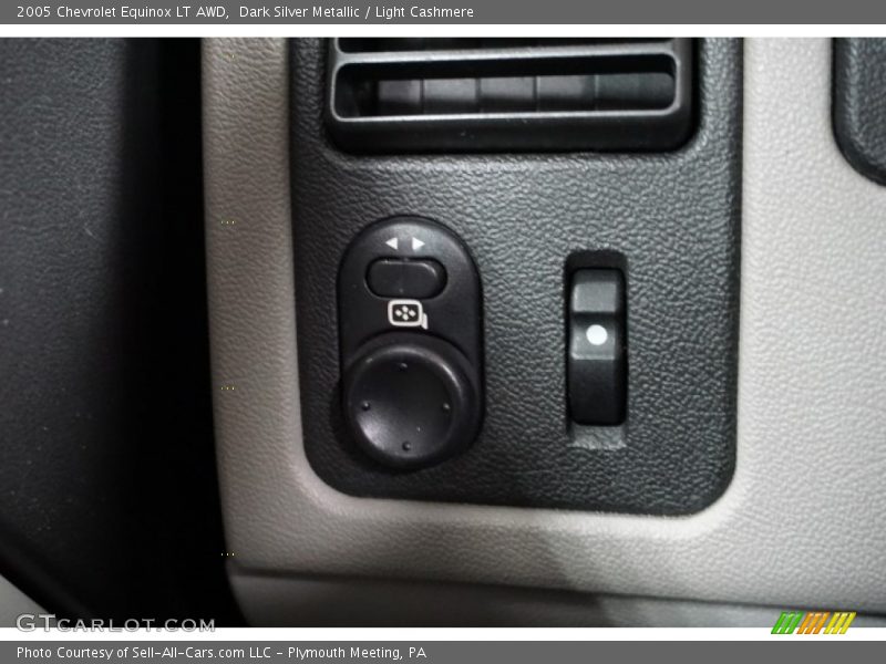 Dark Silver Metallic / Light Cashmere 2005 Chevrolet Equinox LT AWD