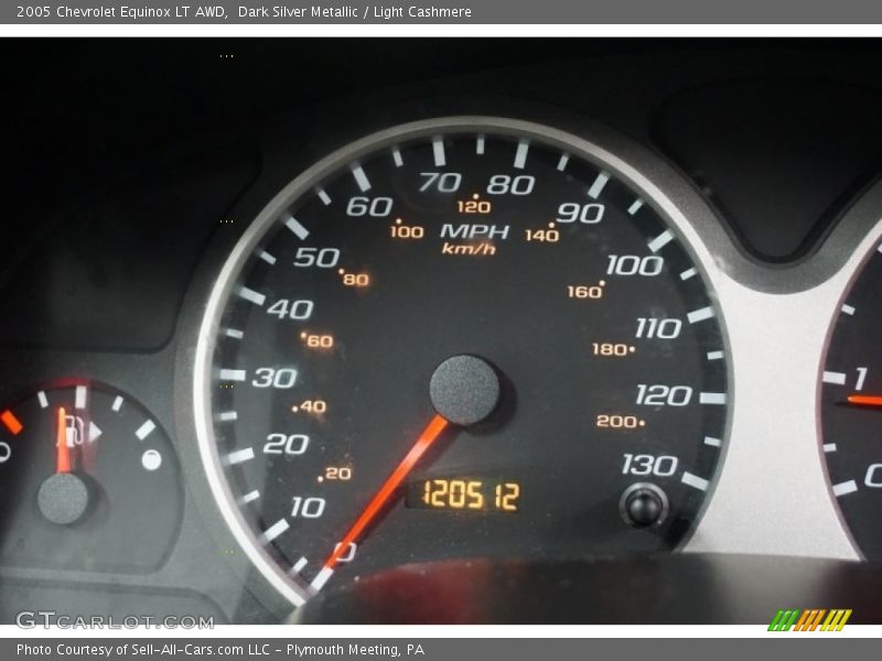 Dark Silver Metallic / Light Cashmere 2005 Chevrolet Equinox LT AWD