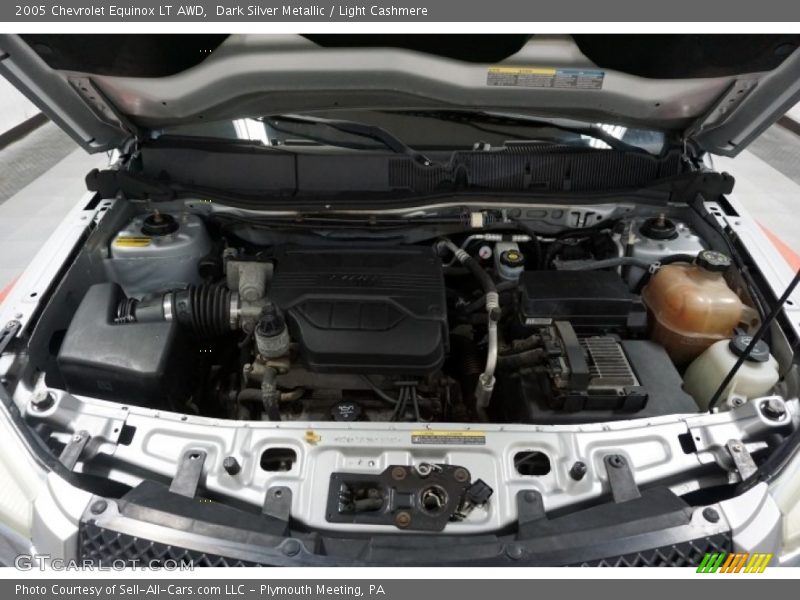Dark Silver Metallic / Light Cashmere 2005 Chevrolet Equinox LT AWD