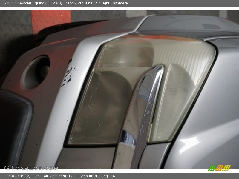 Dark Silver Metallic / Light Cashmere 2005 Chevrolet Equinox LT AWD