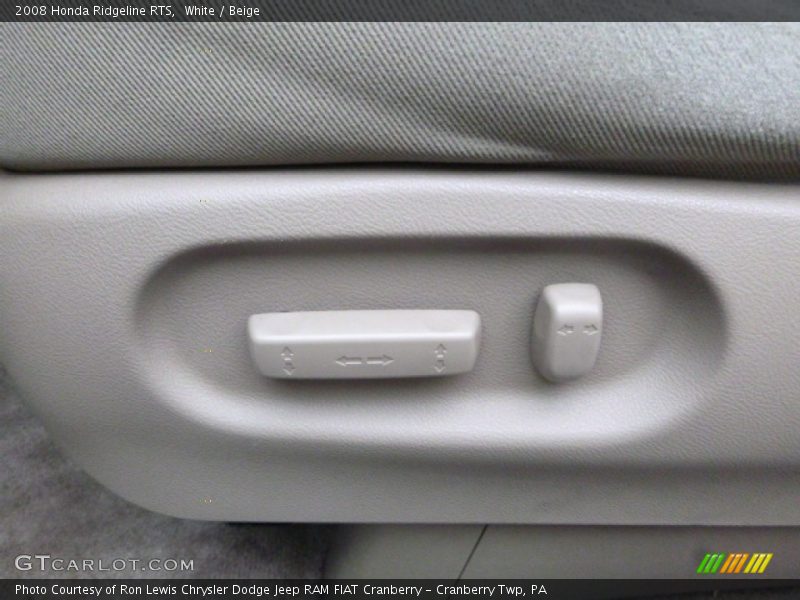 White / Beige 2008 Honda Ridgeline RTS