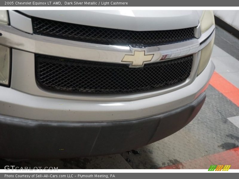 Dark Silver Metallic / Light Cashmere 2005 Chevrolet Equinox LT AWD
