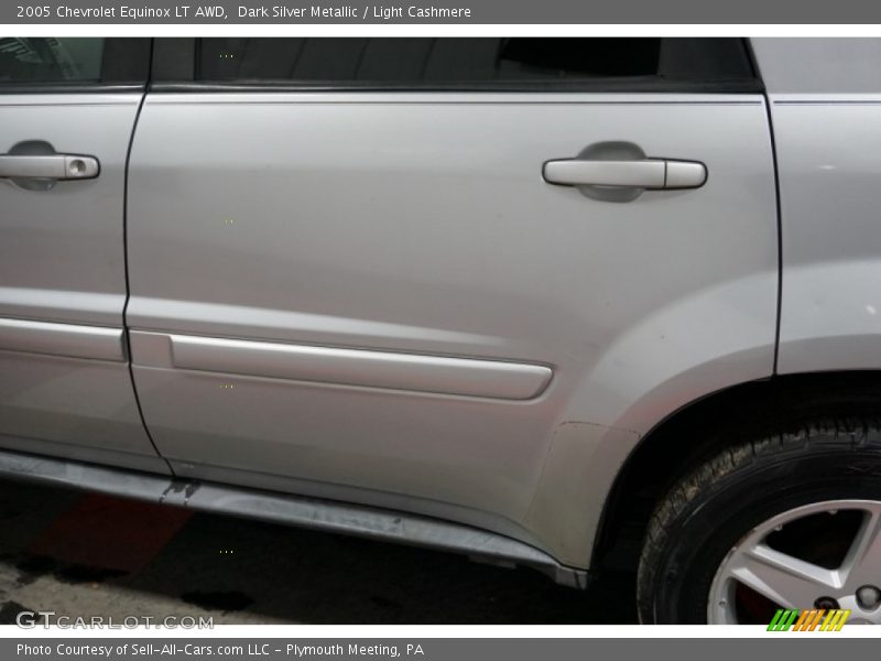 Dark Silver Metallic / Light Cashmere 2005 Chevrolet Equinox LT AWD