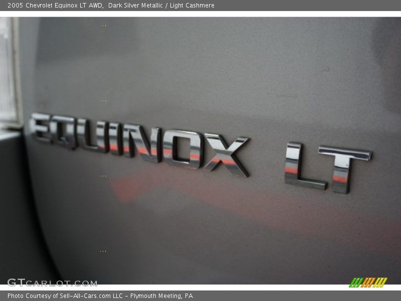 Dark Silver Metallic / Light Cashmere 2005 Chevrolet Equinox LT AWD