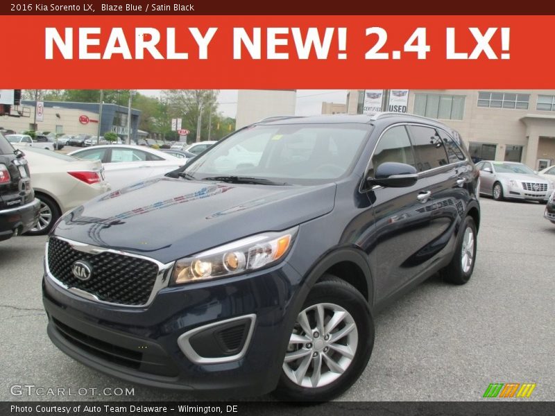 Blaze Blue / Satin Black 2016 Kia Sorento LX