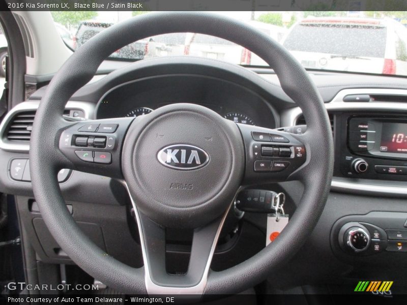 Blaze Blue / Satin Black 2016 Kia Sorento LX