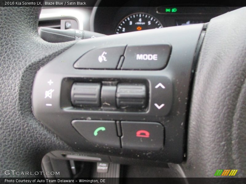 Blaze Blue / Satin Black 2016 Kia Sorento LX