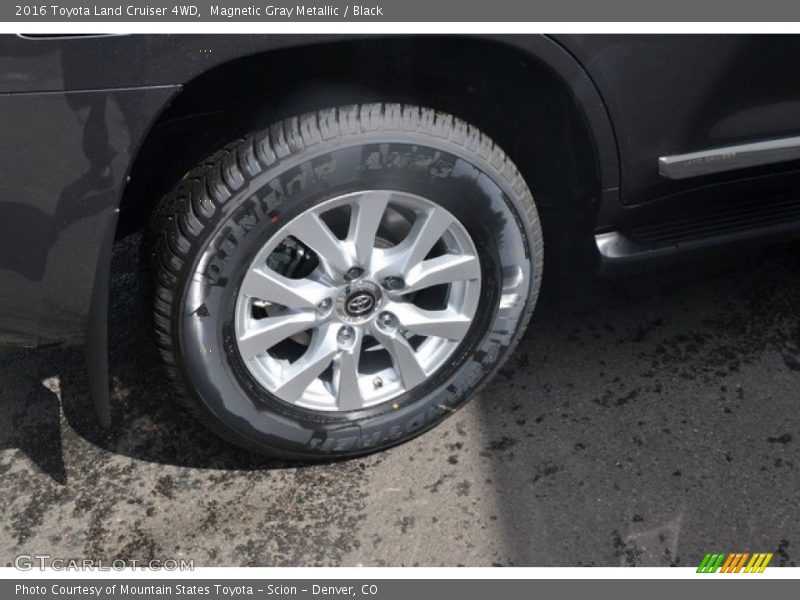 Magnetic Gray Metallic / Black 2016 Toyota Land Cruiser 4WD