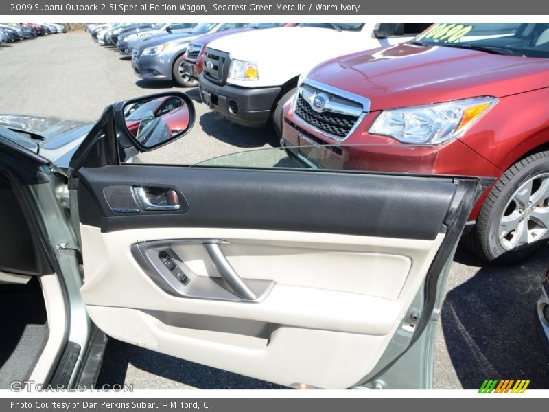 Seacrest Green Metallic / Warm Ivory 2009 Subaru Outback 2.5i Special Edition Wagon