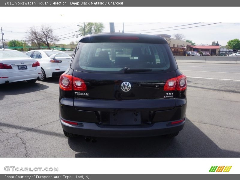 Deep Black Metallic / Charcoal 2011 Volkswagen Tiguan S 4Motion