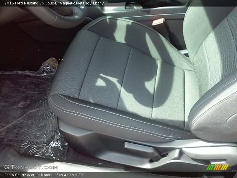 Magnetic Metallic / Ebony 2016 Ford Mustang V6 Coupe