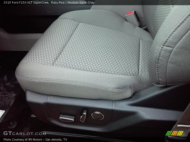 Ruby Red / Medium Earth Gray 2016 Ford F150 XLT SuperCrew