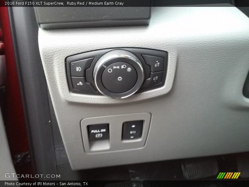 Ruby Red / Medium Earth Gray 2016 Ford F150 XLT SuperCrew