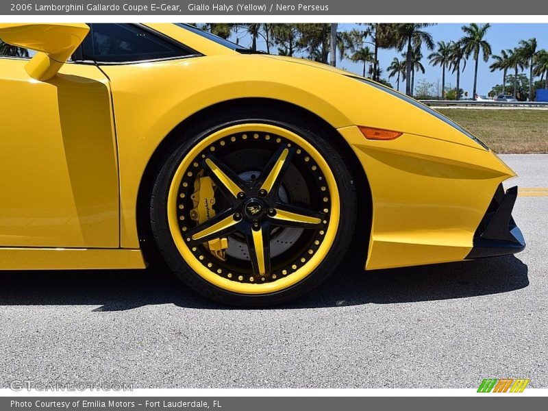 Giallo Halys (Yellow) / Nero Perseus 2006 Lamborghini Gallardo Coupe E-Gear