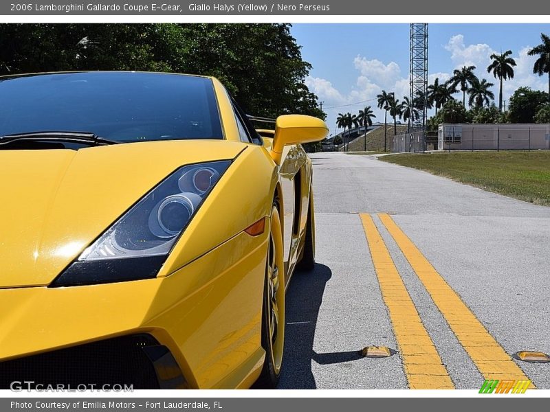Giallo Halys (Yellow) / Nero Perseus 2006 Lamborghini Gallardo Coupe E-Gear