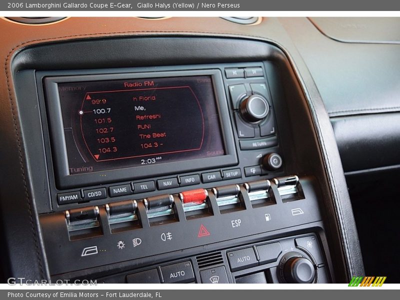 Controls of 2006 Gallardo Coupe E-Gear