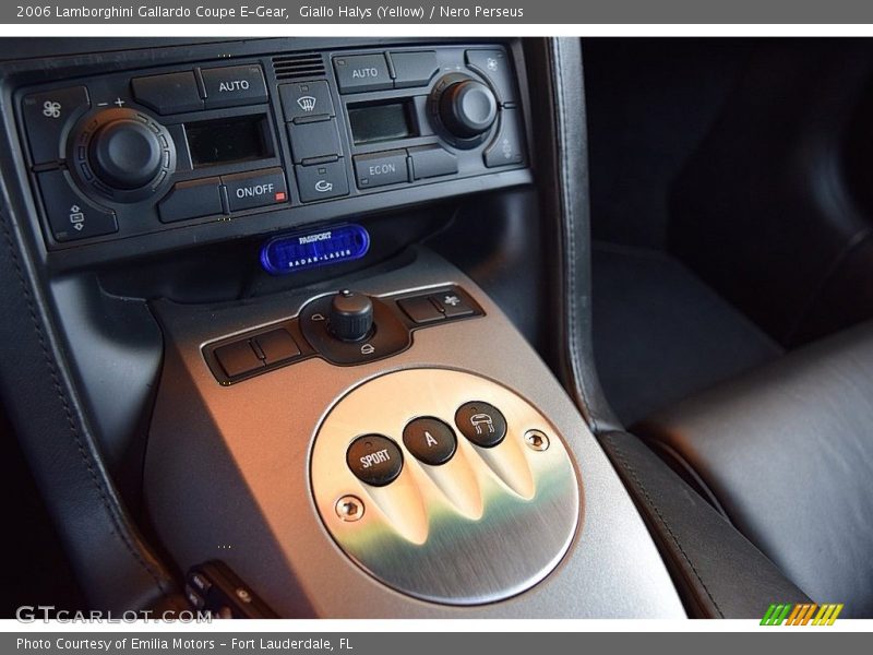  2006 Gallardo Coupe E-Gear 6 Speed E-Gear Shifter