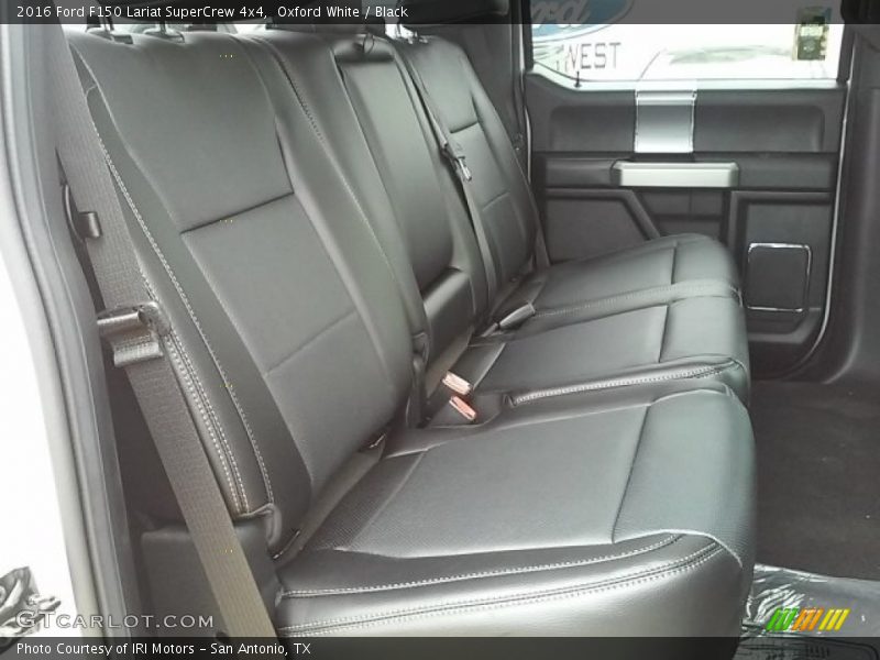 Oxford White / Black 2016 Ford F150 Lariat SuperCrew 4x4