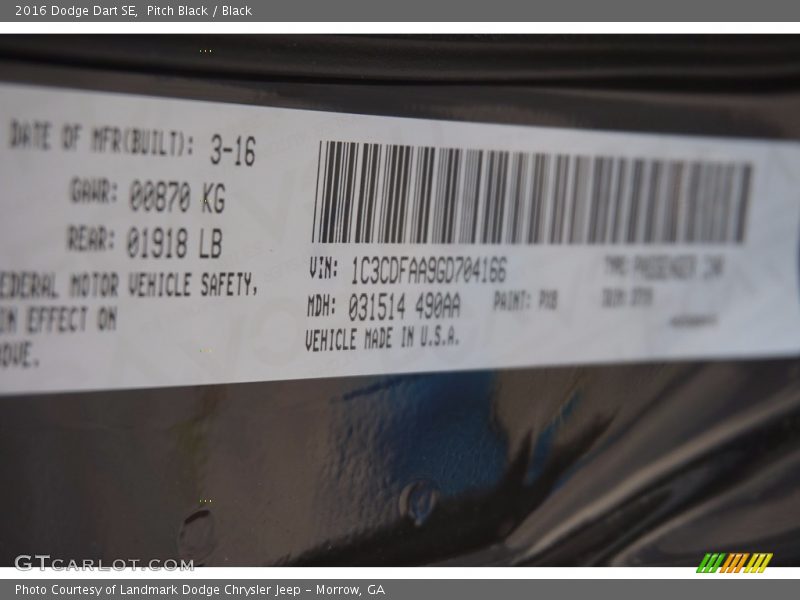 Pitch Black / Black 2016 Dodge Dart SE
